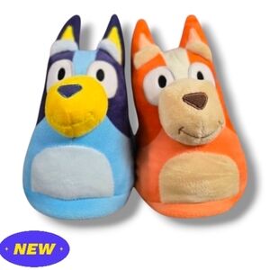 BLUEY | GROUND UP branded 3-D PLUSH BLUEY & BINGO YOUTH SLIPPERS -NWOT!